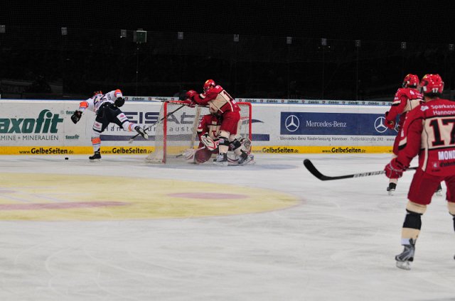 Scorpions221010   038.jpg - DEL Spiel Hannover Scorpions gegen Ingolstadt Roosters ind Hannover TUI Arena 22 Oktober 2010